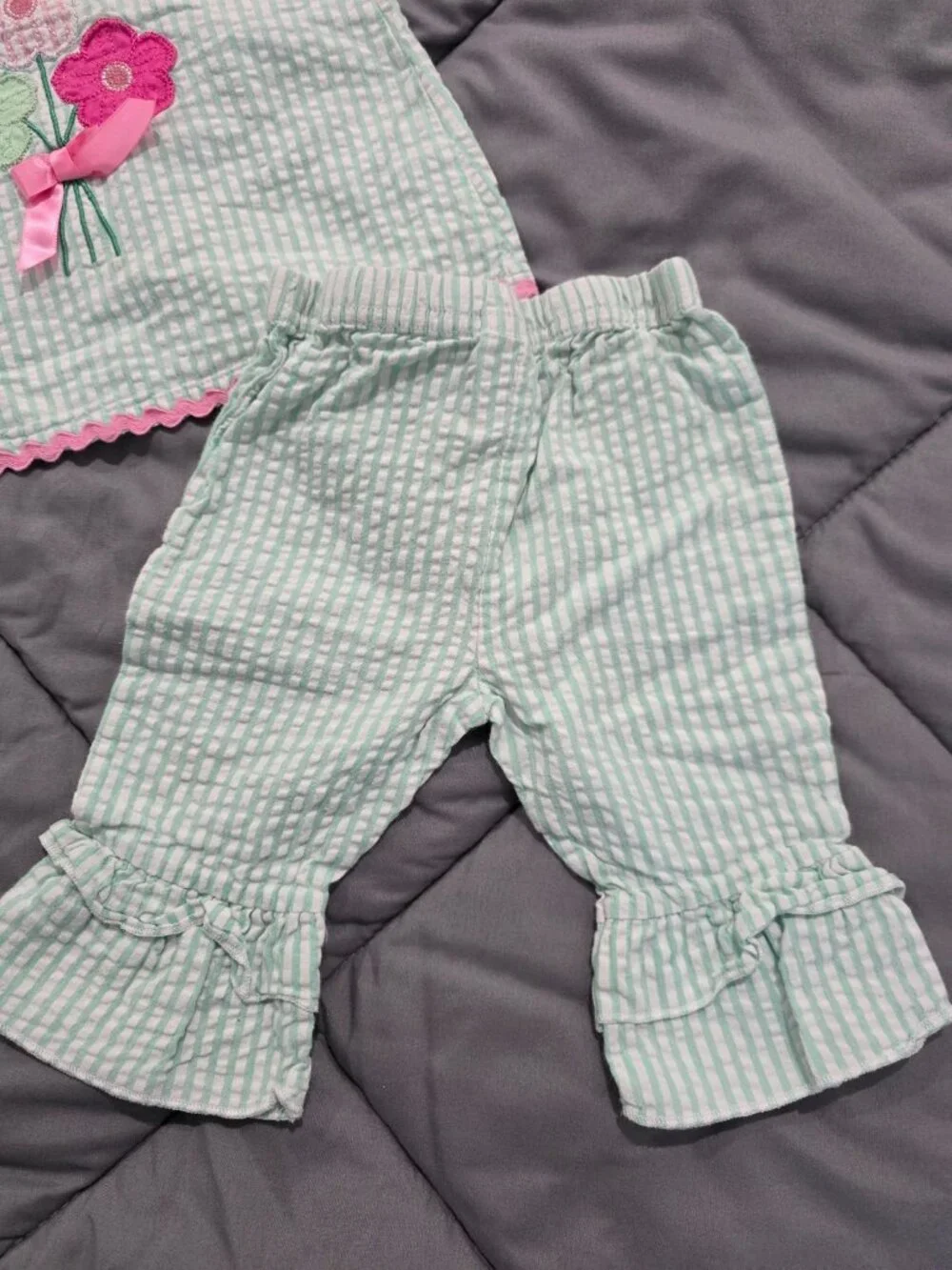 Nursery Rhyme Baby Girls Mint Green Seersucker Floral 2 Piece Outfit Size 3-6M